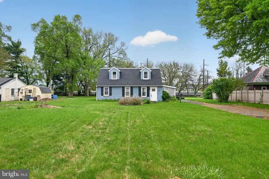 35 W Main, Salunga, PA 17538 - #3