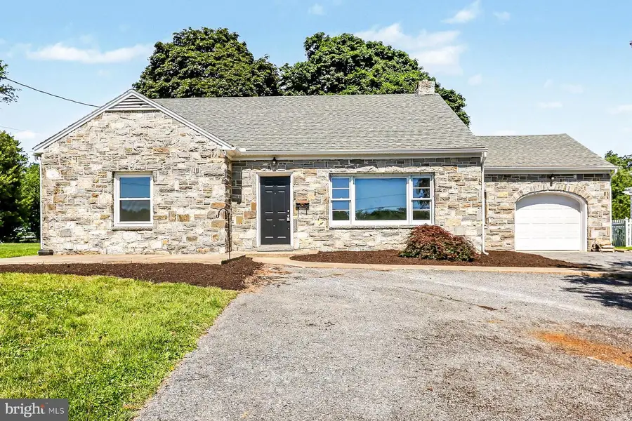 215 Millersville Rd, Lancaster, PA 17603 - #3