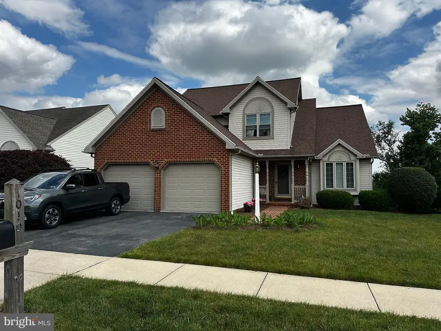 1010 Hillside Ave, Elizabethtown, PA 17022 - #2