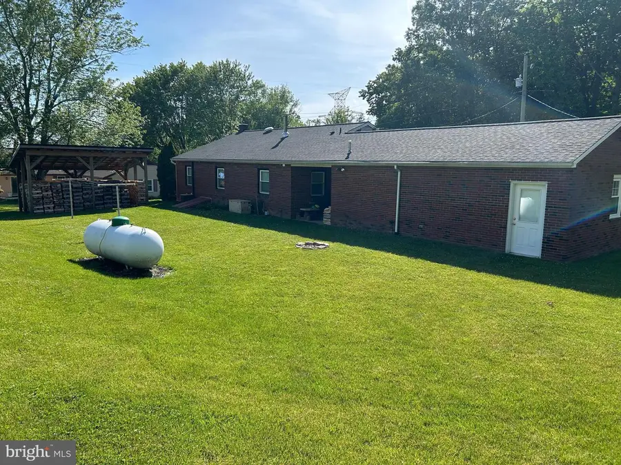 1652 Reading Rd, Mohnton, PA 19540 - #2