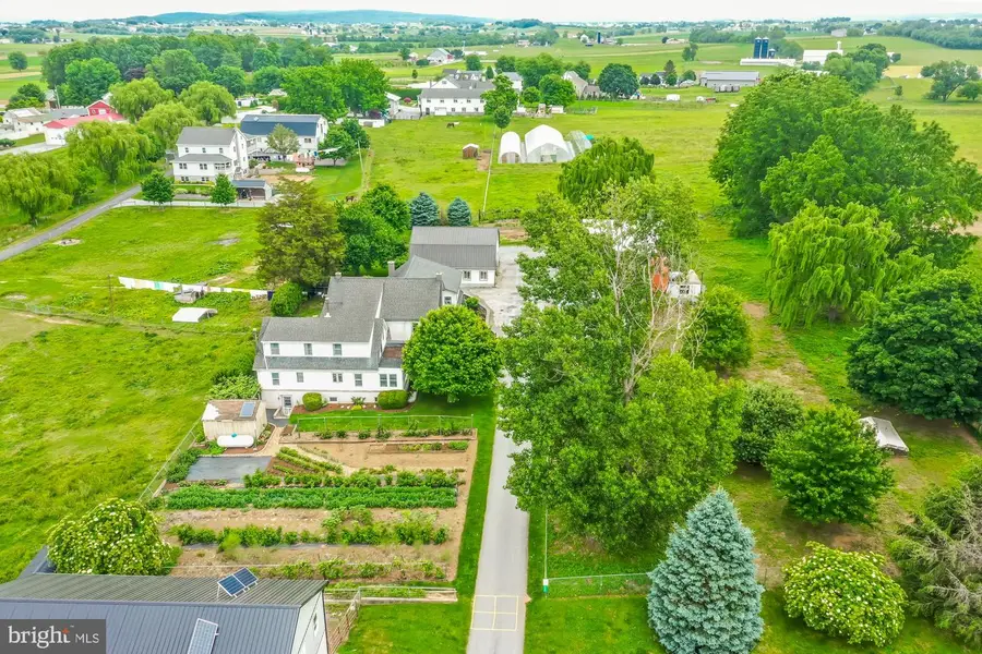 57 Orchard Rd, Bird In Hand, PA 17505 - #2