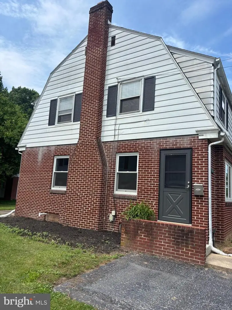 545 E High St, Elizabethtown, PA 17022 - #2
