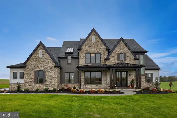 72 Bomberger Rd, LITITZ, PA 17543
