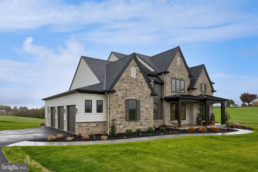 72 Bomberger Rd, Lititz, PA 17543 - #2