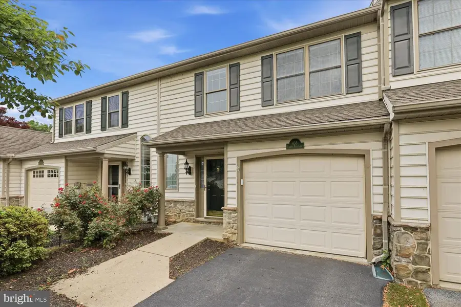 435 Rabbit Hill Ln, Lancaster, PA 17603 - #2