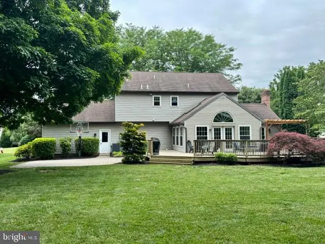 557 Magnolia Dr, Lititz, PA 17543 - #2