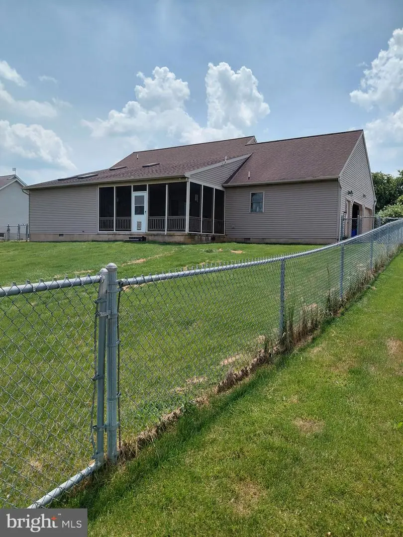 137 S Ronks Rd, Ronks, PA 17572 - #3