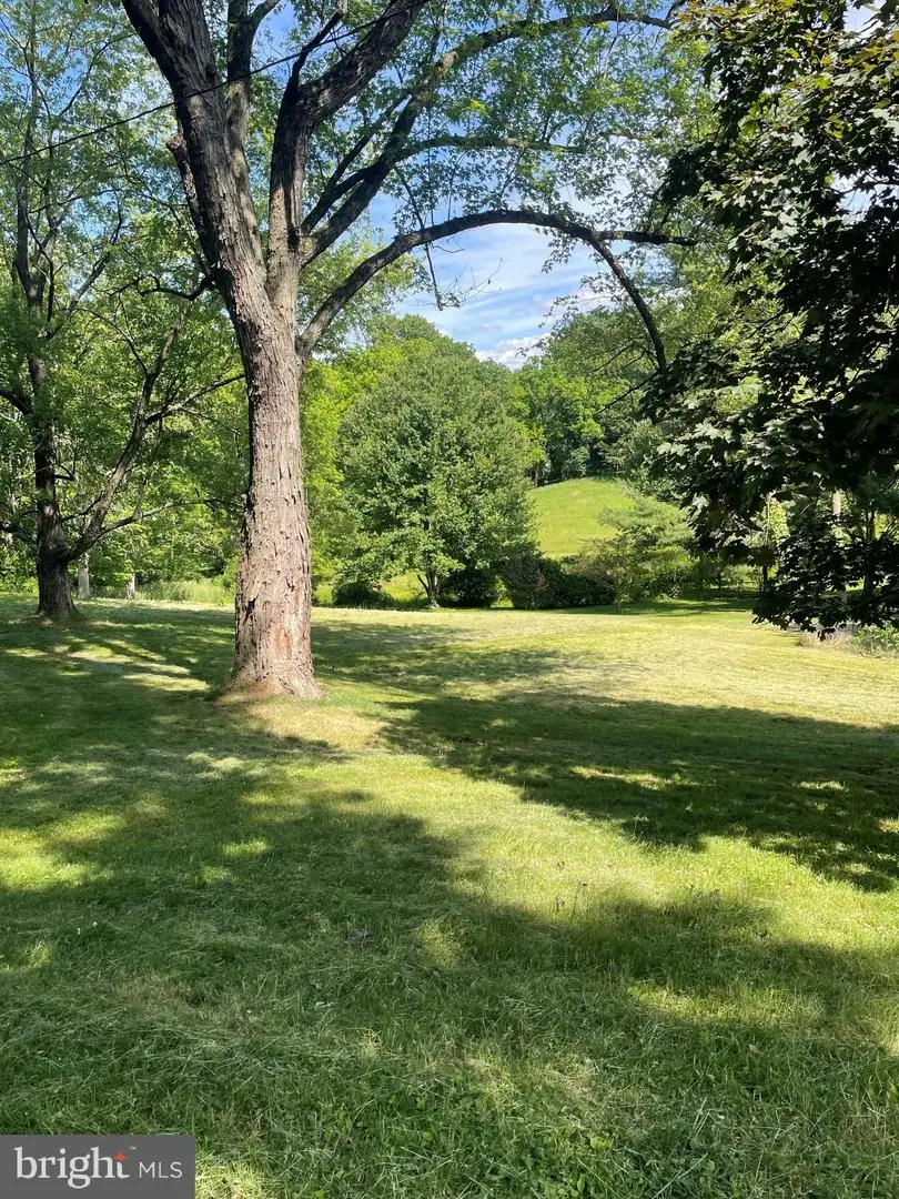 329 Fairview Dr, Lititz, PA 17543 - #3