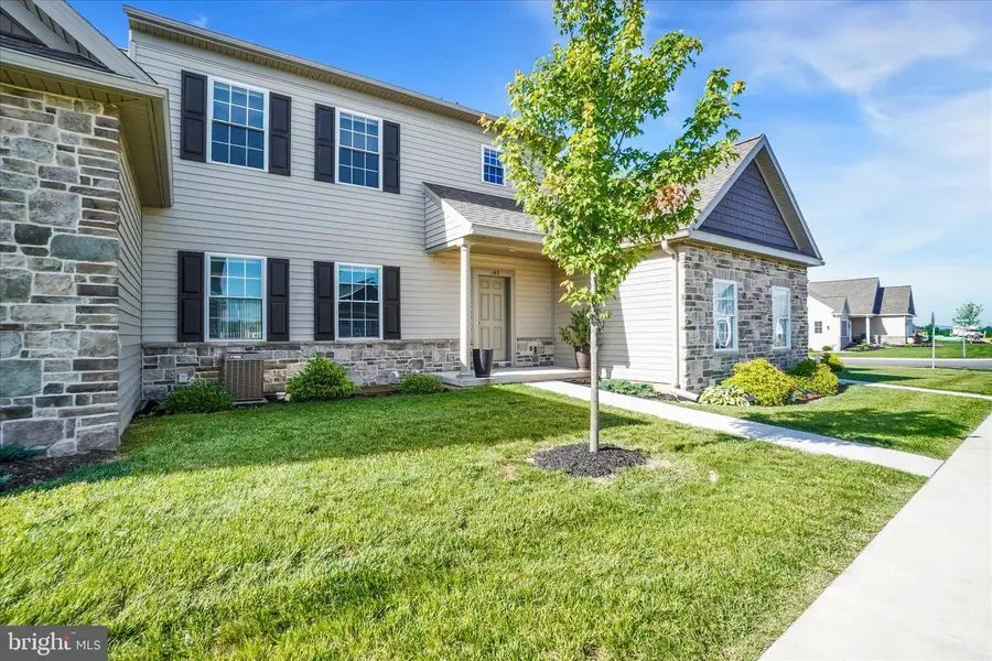 140 Ridgefield Dr, Elizabethtown, PA 17022 - #3