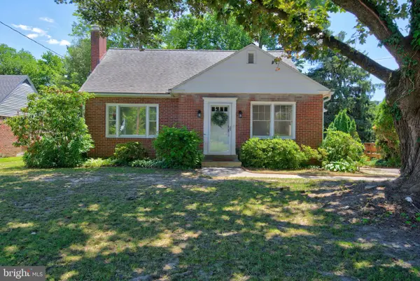 124 Landis Ave, MILLERSVILLE, PA 17551