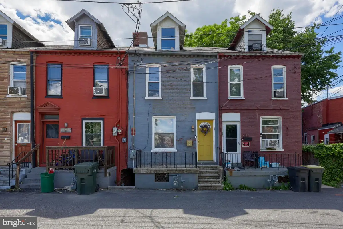 630 N Market St, Lancaster, PA 17603 - #1