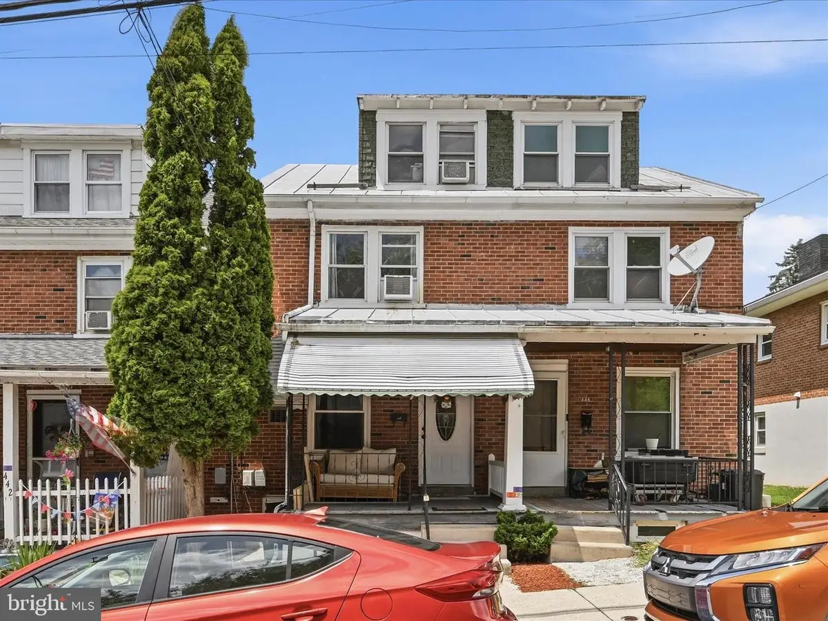 444 Washington Ave, Ephrata, PA 17522 - #1