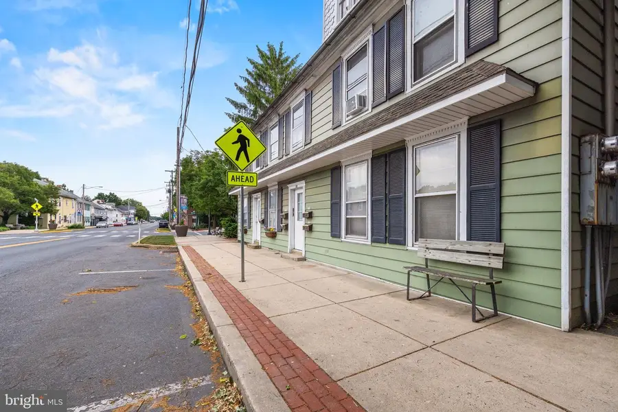128 E Main St, Mount Joy, PA 17552 - #3