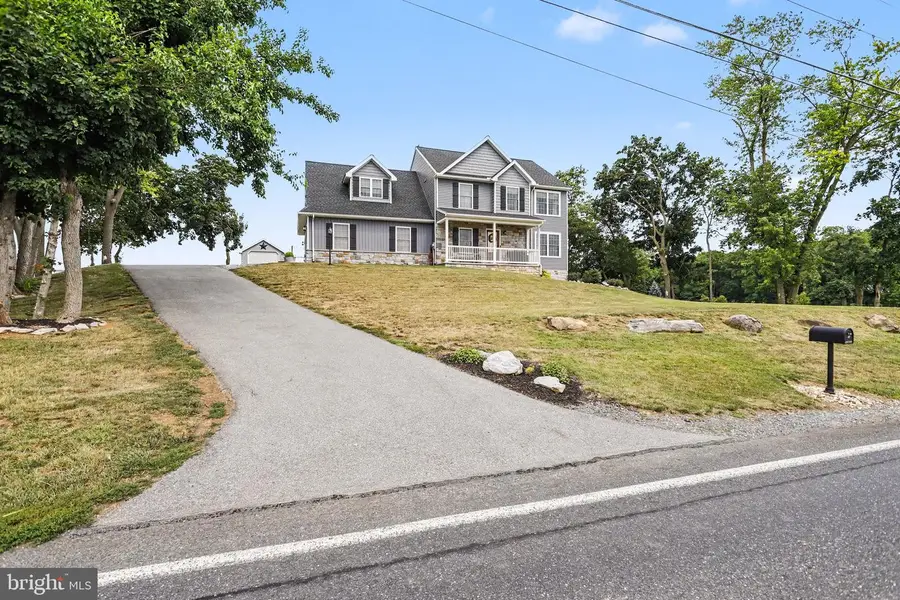 789 Colebrook Rd, Mount Joy, PA 17552 - #3