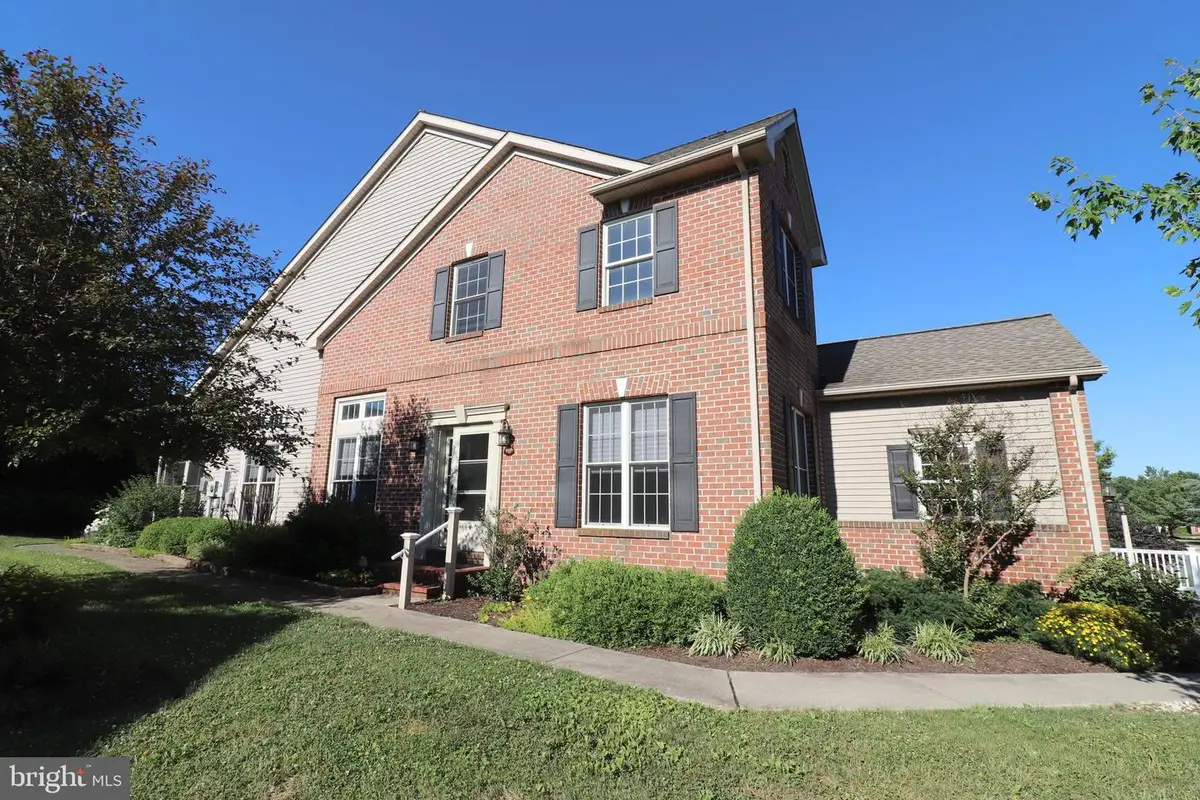 61 Weaver Ave, Ephrata, PA 17522 - #1