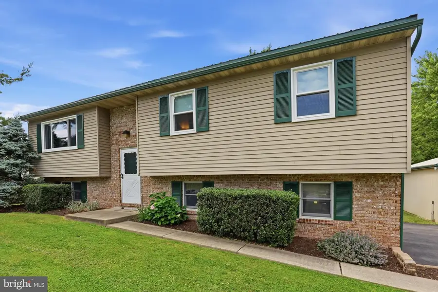 115 Meadowlark Ln, Mohnton, PA 19540 - #2