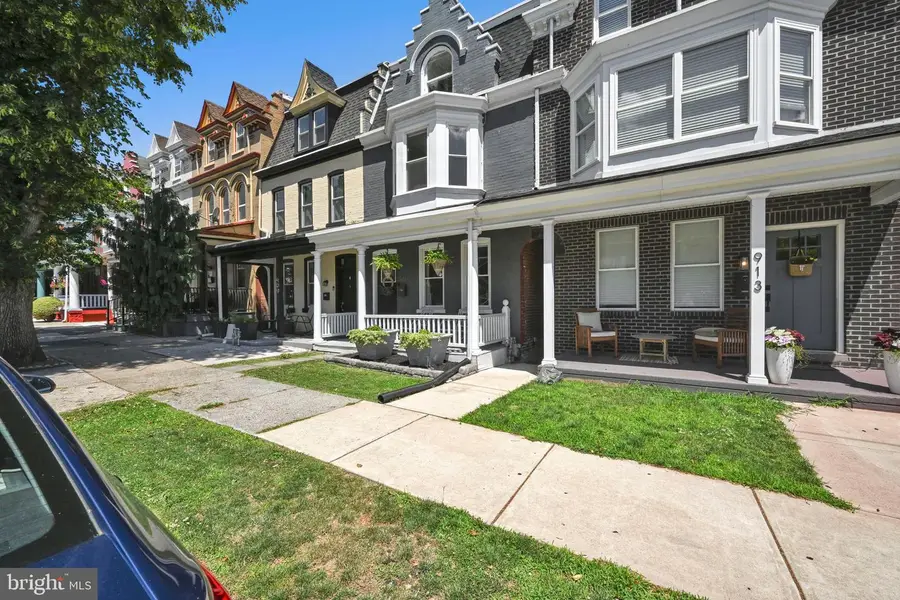 911 E Orange St, Lancaster, PA 17602 - #2