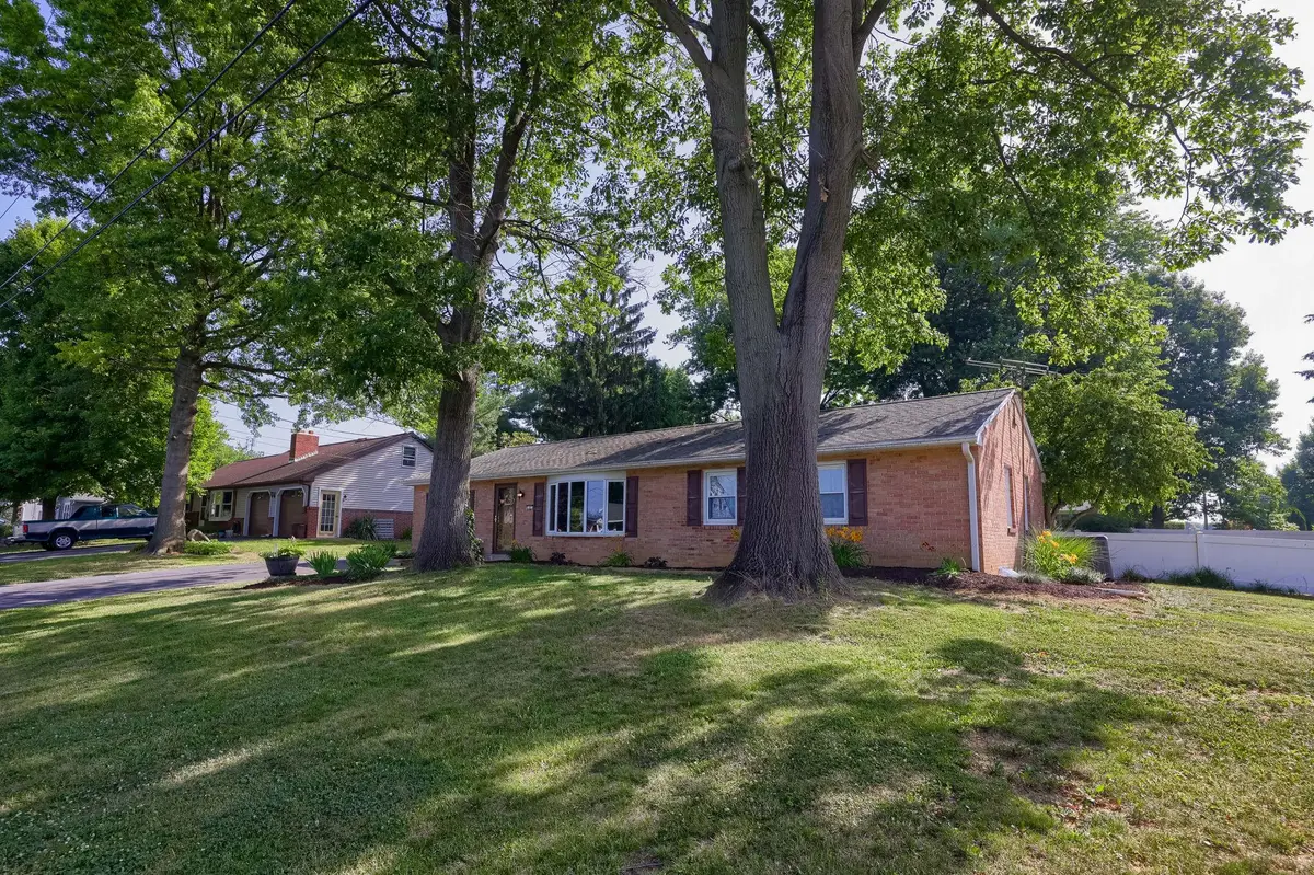 57 Melvin Dr, Leola, PA 17540 - #1