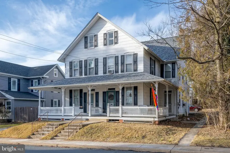 17 W Cottage Ave, Millersville, PA 17551 - #2