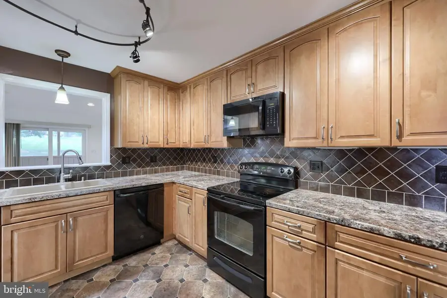 2810 Harrisburg Pike, Lancaster, PA 17601 - #2