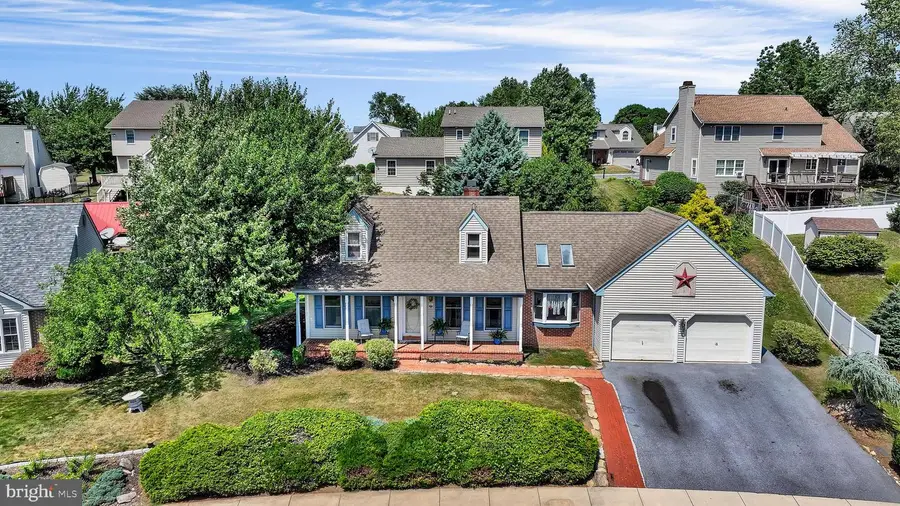218 Mason Dr, Ephrata, PA 17522 - #2