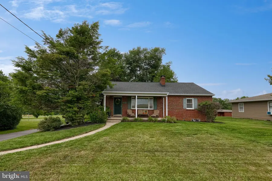 1605 Lime Valley Rd, Strasburg, PA 17579 - #3