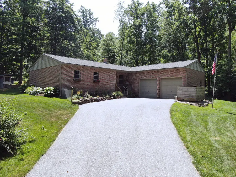 1580 Girl Scout Rd, Denver, PA 17517 - #2