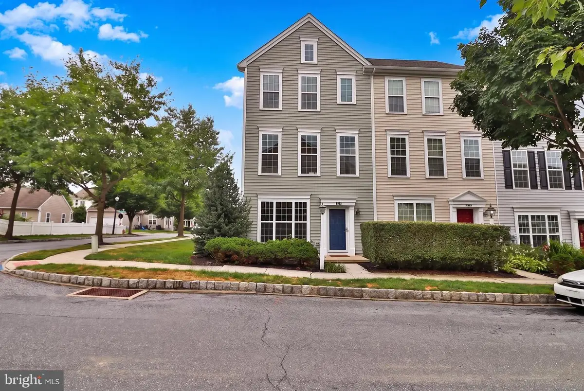 233 Keinath St, Mount Joy, PA 17552 - #1