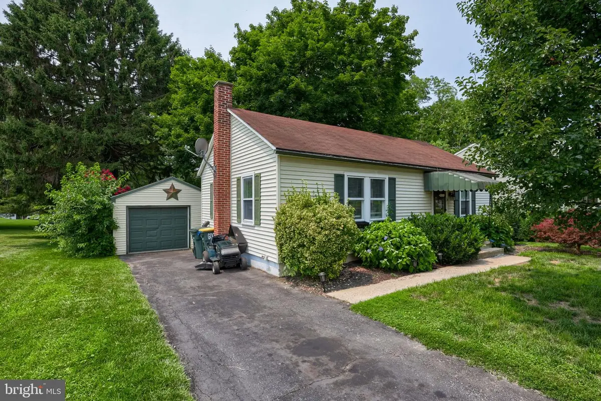 138 Crest Ave, Lancaster, PA 17602 - #1