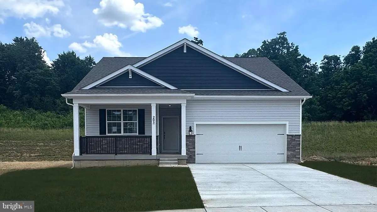 205 Lindsey Dr, Columbia, PA 17512 - #1