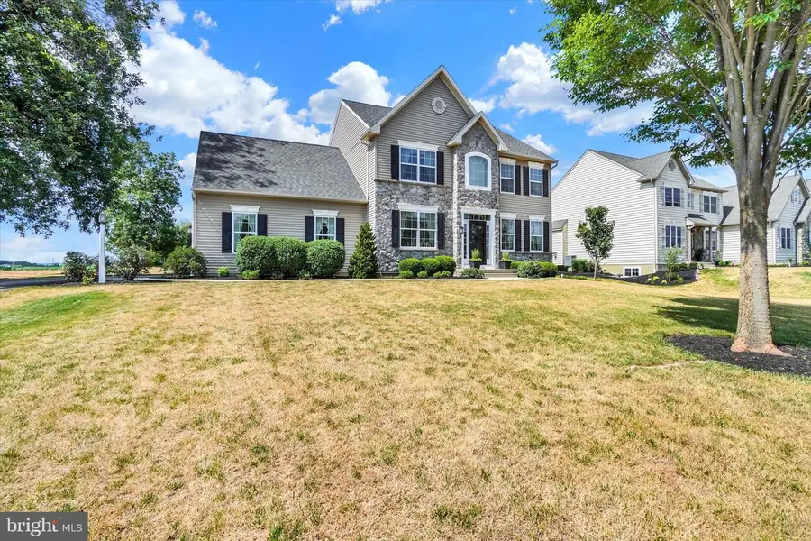 981 Buckwalter Rd, Lititz, PA 17543 - #2