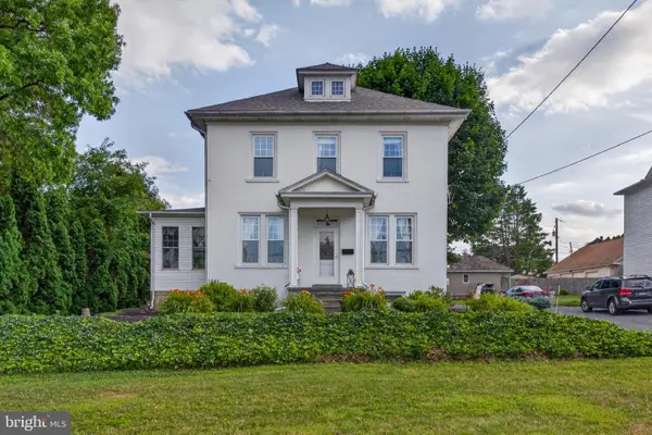 30 W Brandt Blvd, SALUNGA, PA 17538