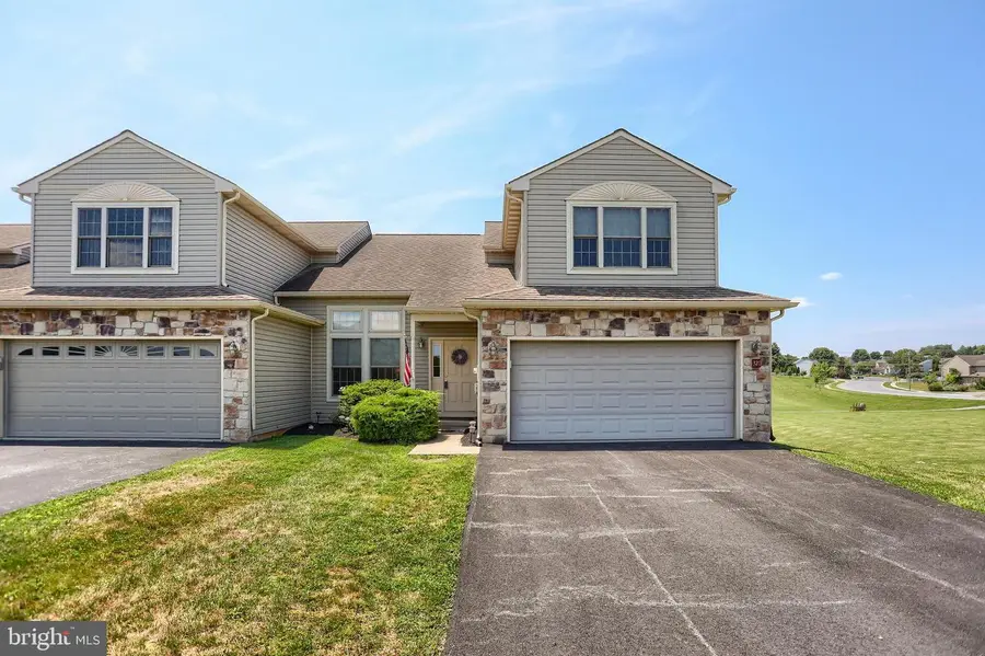 320 Ashley Dr, Marietta, PA 17547 - #2