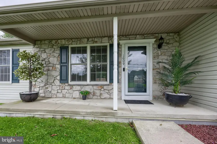 1609 Eshelman Mill Rd, Willow Street, PA 17584 - #2