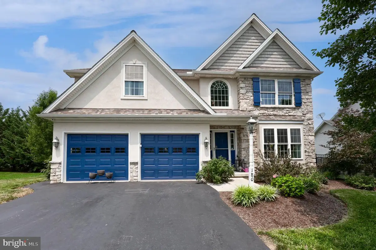 180 Agape Dr, Ephrata, PA 17522 - #1