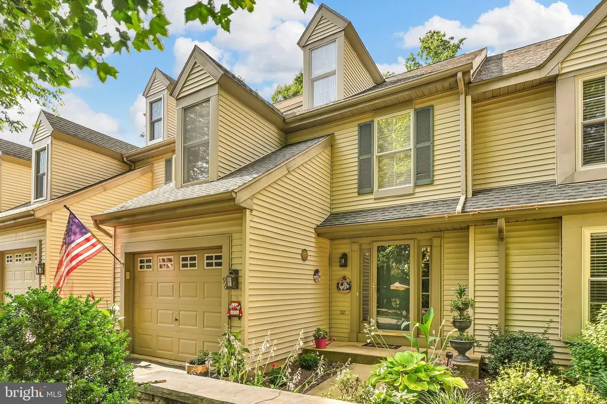 96 Hawk Valley Ln, Denver, PA 17517 - #1