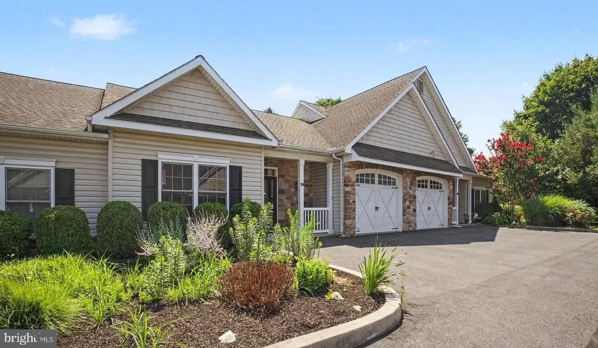 958 Elm Ave, Lancaster, PA 17603 - #1
