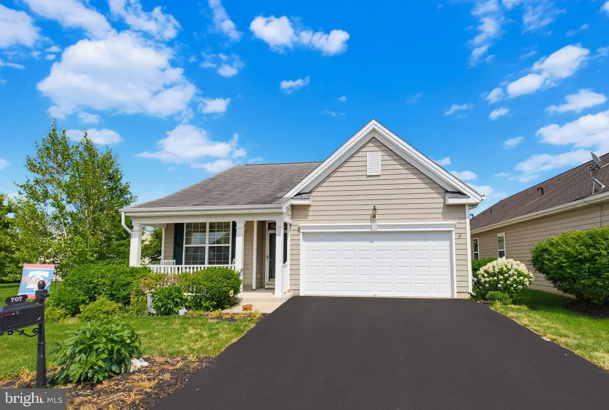 707 Thoreau Dr, Mount Joy, PA 17552 - #1