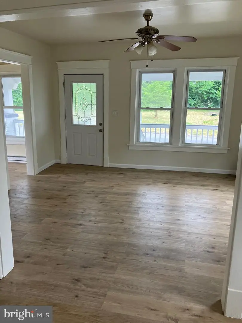 30 E Stiegel St, Manheim, PA 17545 - #3