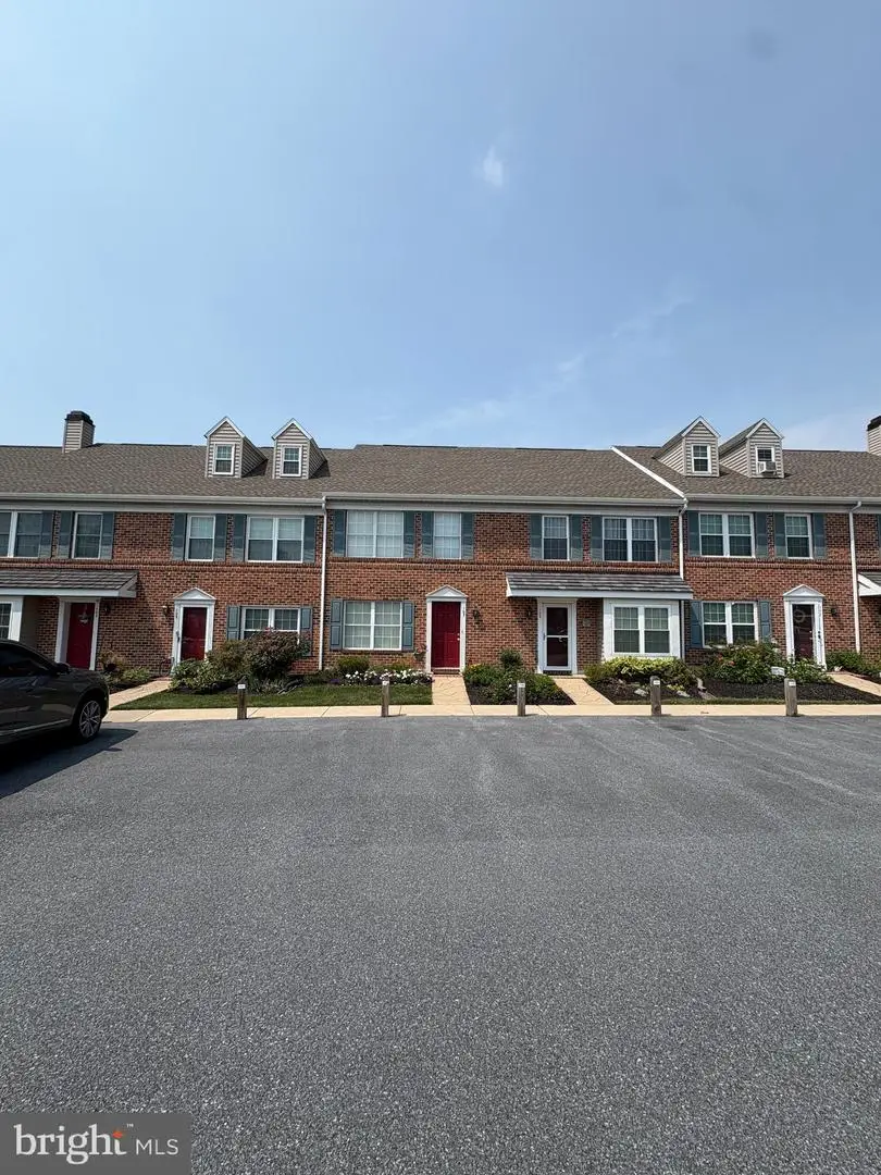 107 Delancy Pl, Lancaster, PA 17601 - #3