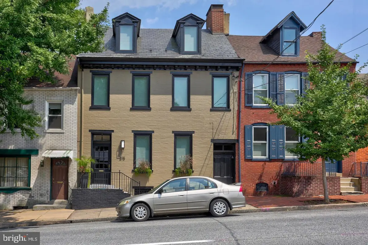 215 N Lime St, Lancaster, PA 17602 - #1