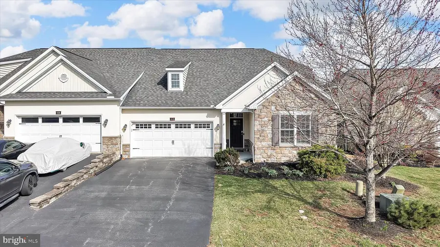 112 Sawgrass Dr, Millersville, PA 17551 - #2