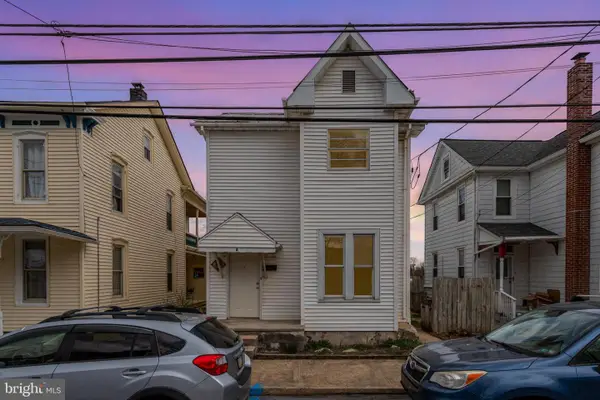108 S River St, MAYTOWN, PA 17550