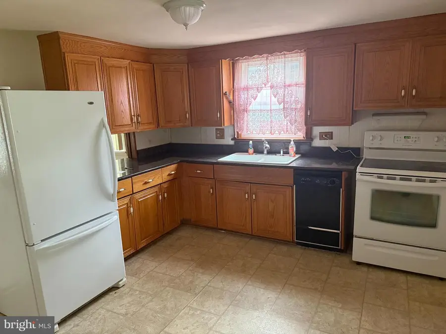 229 N Maple St, Elizabethtown, PA 17022 - #2