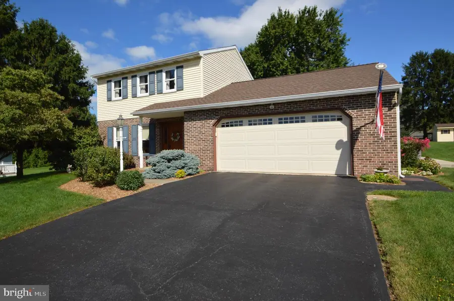224 Andrea Dr, Lititz, PA 17543 - #3