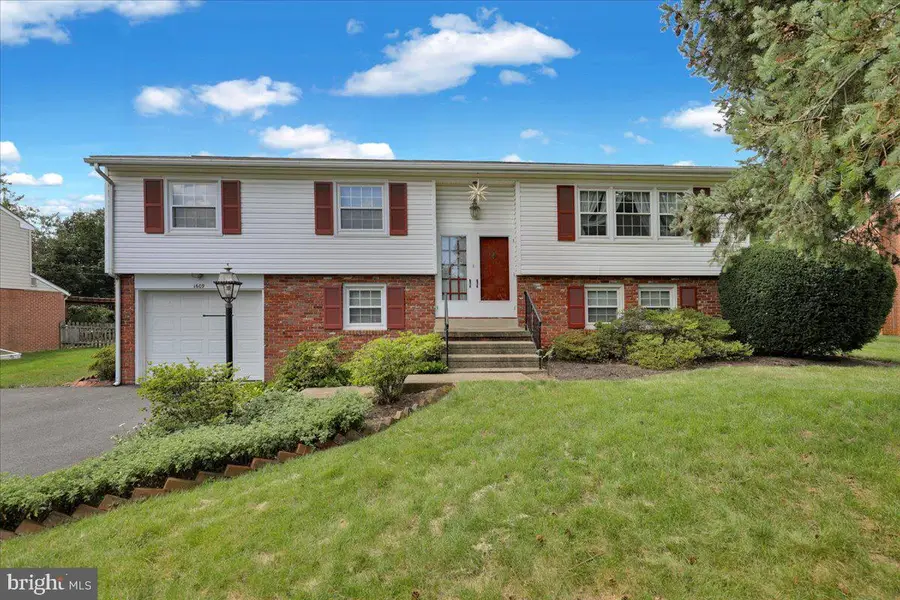 1609 Santa Barbara Dr, Lancaster, PA 17601 - #3