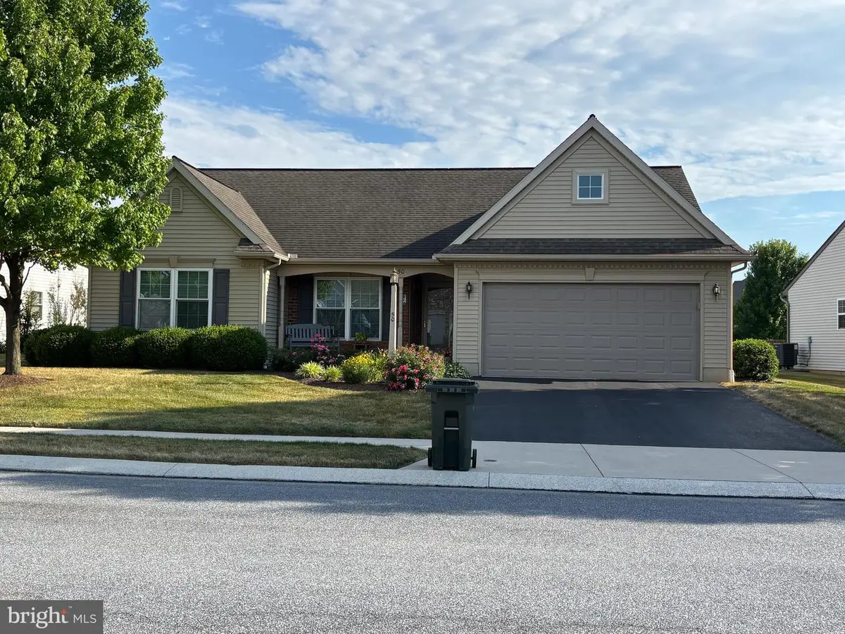 50 Bloomfield Dr, Ephrata, PA 17522 - #1