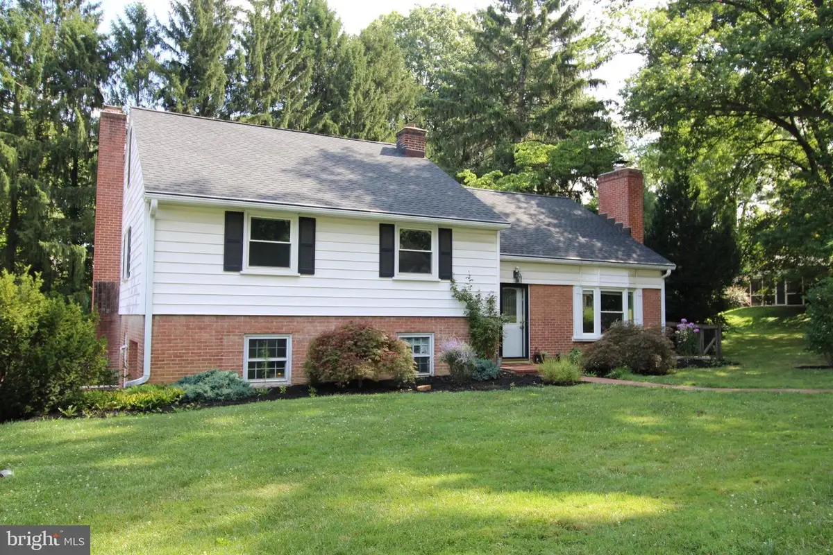 1133 Colonial Rd, Lancaster, PA 17603 - #1
