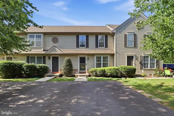 109 Banyan Circle Dr, LANCASTER, PA 17603