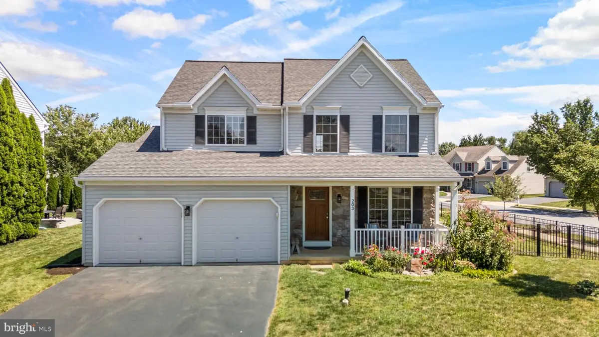 203 Deerfield Ln, Lititz, PA 17543 - #1